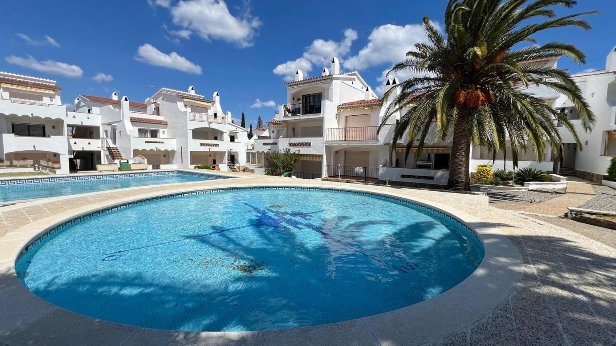Piso Planta Baja Salida Piscina Av-03