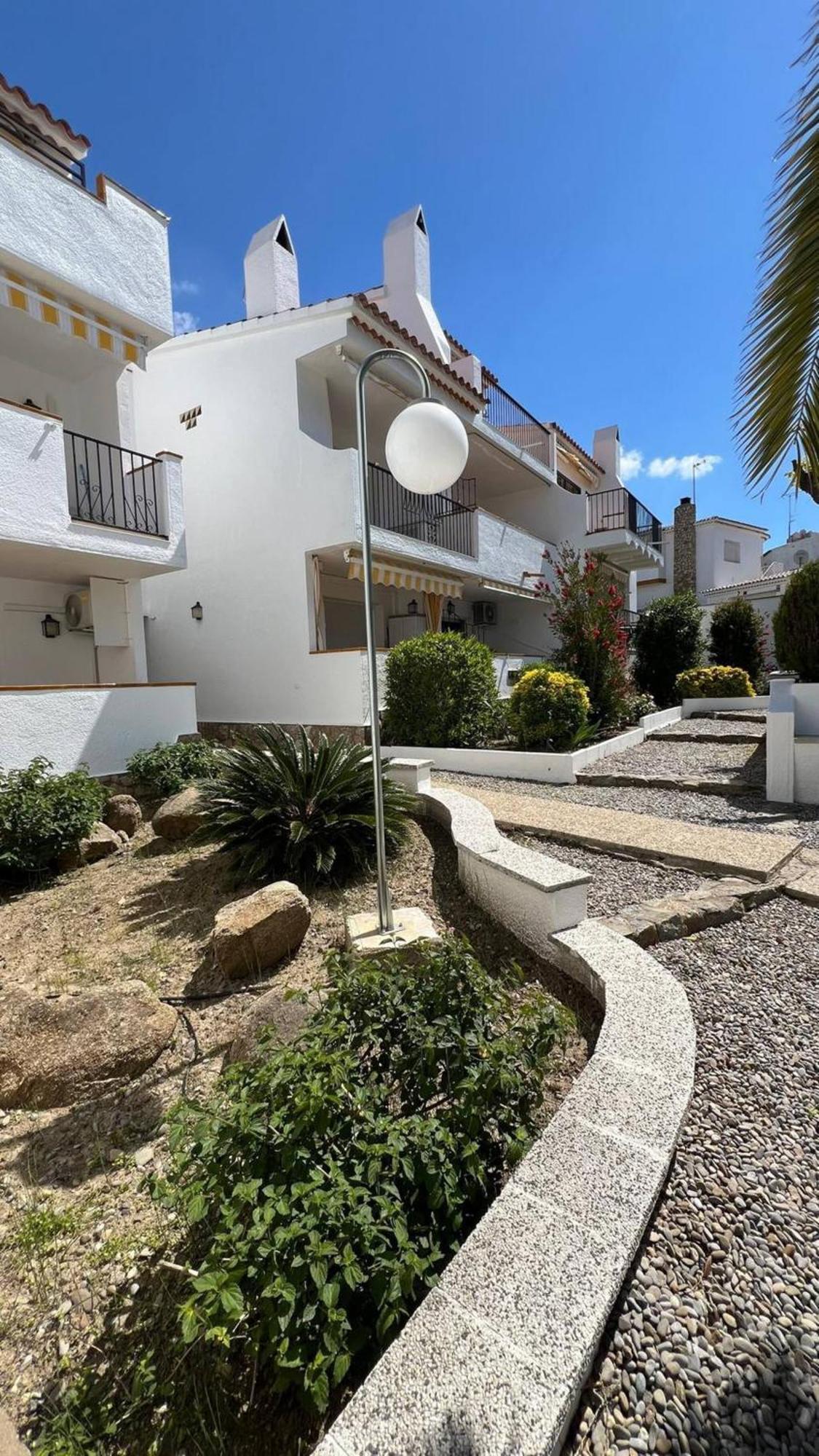 Piso Planta Baja Salida Piscina Av-03 Apartment