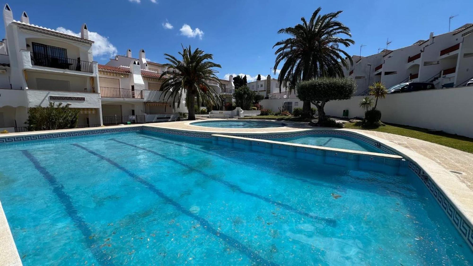 Piso Planta Baja Salida Piscina Av-03 Apartment